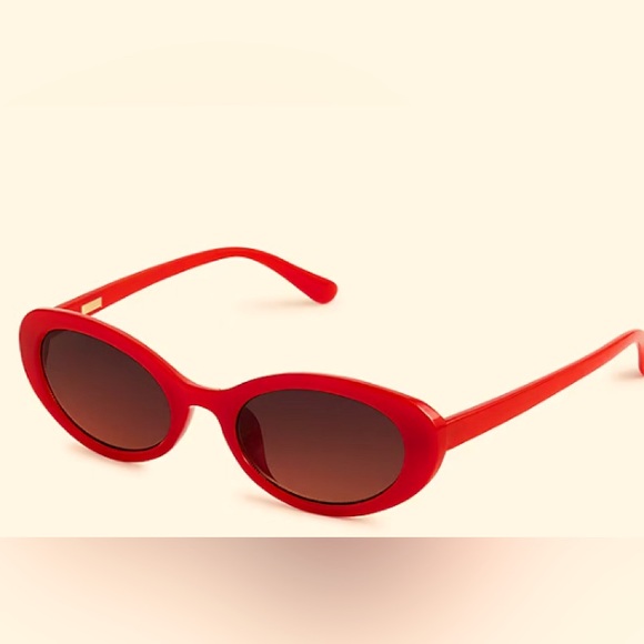 Meet your Posher, Kelsey - Picture 1 of 1